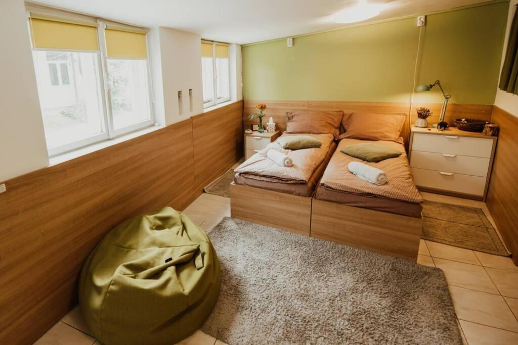 Green Centre Studio Kluż-Napoka Zewnętrze zdjęcie
